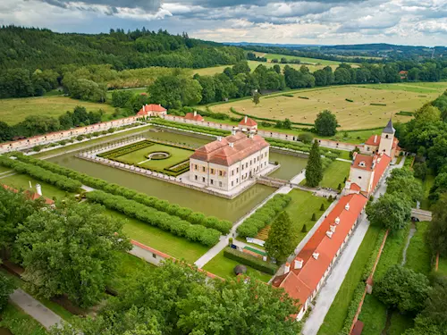 Zámek Kratochvíle – užijte si kouzlo rožmberského letohrádku