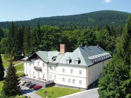 Lázeňský hotel Bezruč – Lázně Karlova Studánka