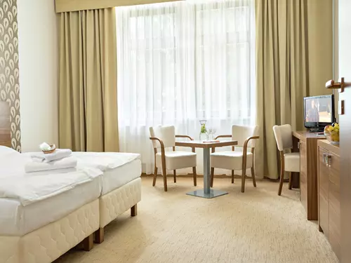 Lázeňský hotel Eliška ve Velkých Losinách