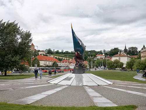 Památník obětí a vítězů druhého odboje na Klárově 