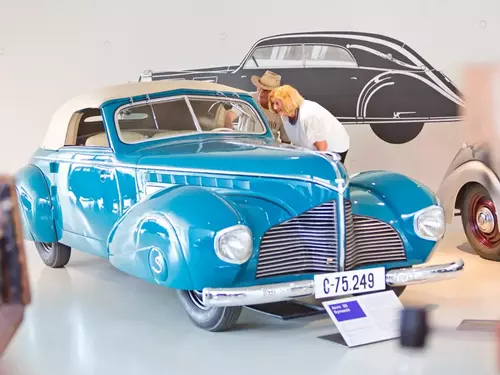 7 věcí, které nevíte o… našich automobilkách a automobilech