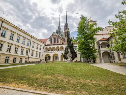 Církevní řády: kapucíni, hrobky, baron Trenck a zajímavá muzea